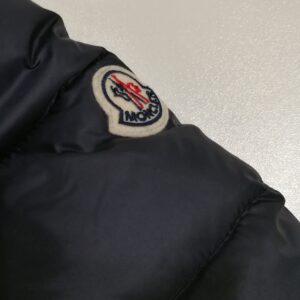 MONCLER Giubbotto Temoe corto blu bambina - immagine 6