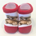 TRUDI Scarpette in caldo cotone bianco con dettagli rossi e orsetto stampato neonato