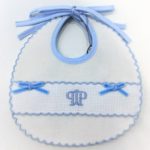 I PINCO PALLINO Bavetta bianco azzurro ricamo logo corredino neonato