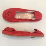 CLARYS Ballerina in suede rossa con fiore davanti