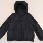 MONCLER Giubbotto leggero blu con ruches bambina Hiti