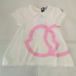 MONCLER Vestito manica corta maxilogo rosa bambina