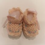 GALLO Scarpette in lana lavorata rosa con fiorellini neonata