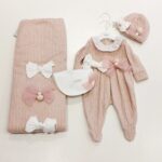 LE BEBE' Coordinato tutina in maglia rosa con fiocchi corredino nascita neonata