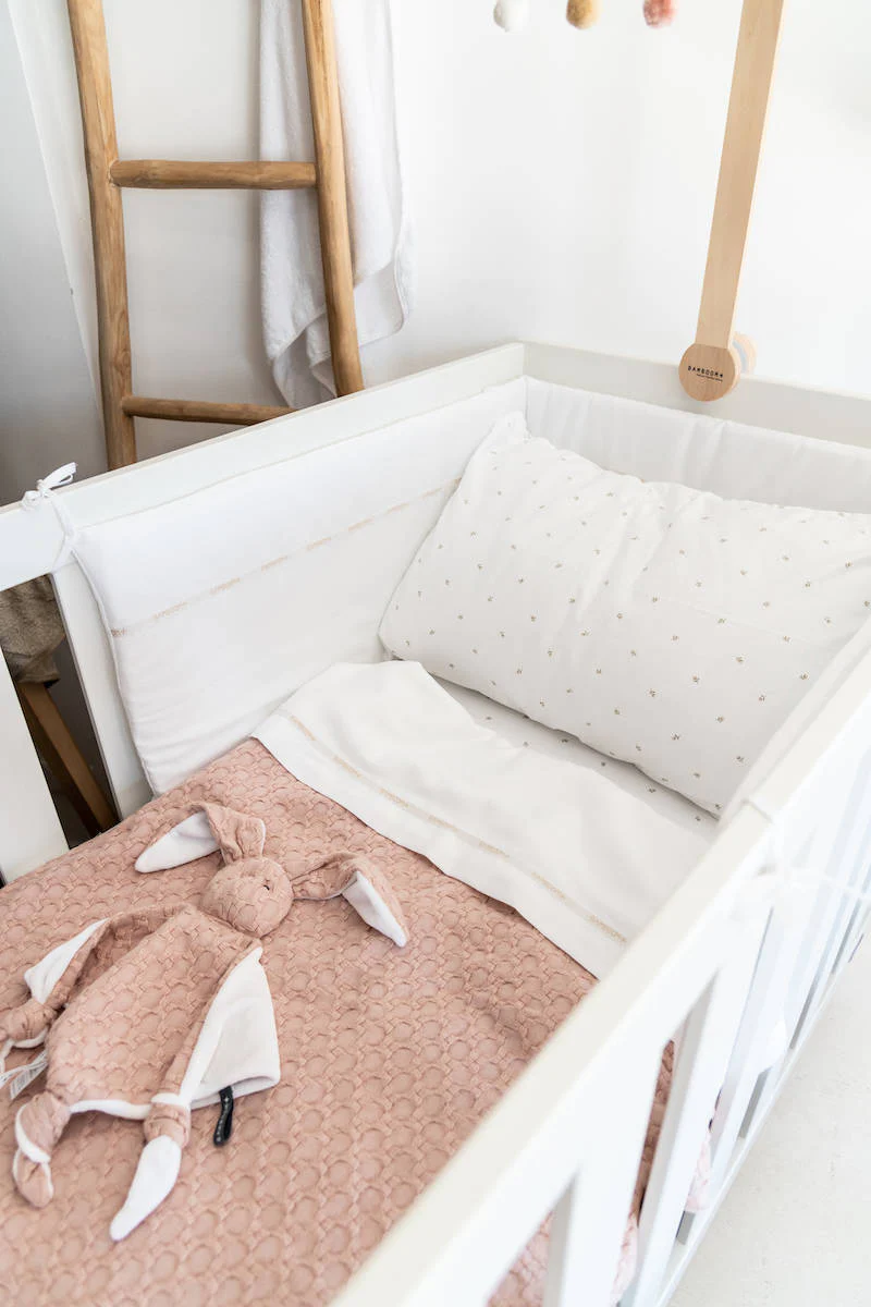 BAMBOOM Coperta lettino 140x100 - Honey, in bambù organico + spugna peluche - Sand - immagine 2